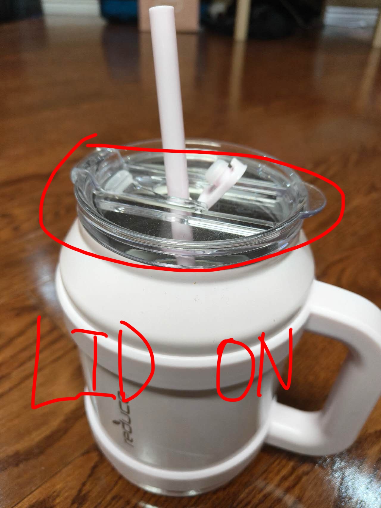This is the water bottle when the lid is on